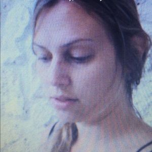 Meet your Posher, Claudia